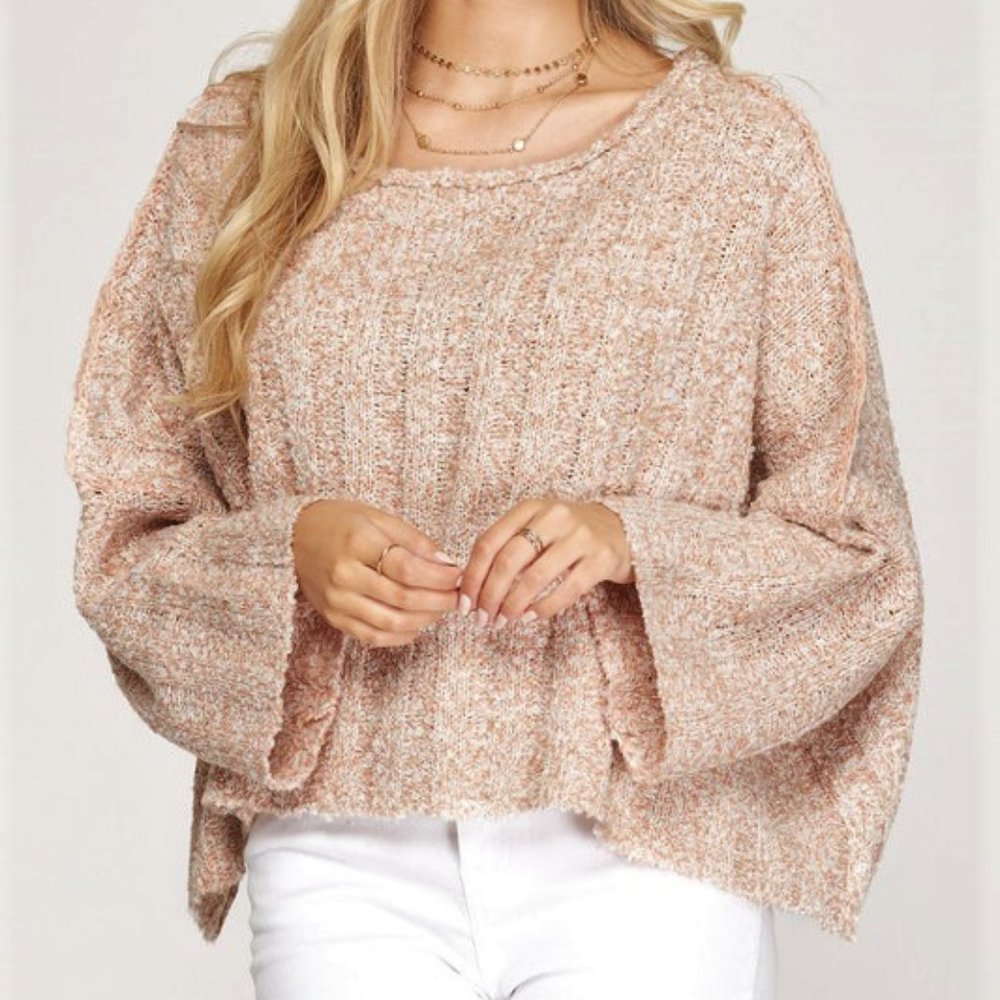 Two-Toned Cropped Boxy Knit Pullover Sweater in Cinnamon-Pink